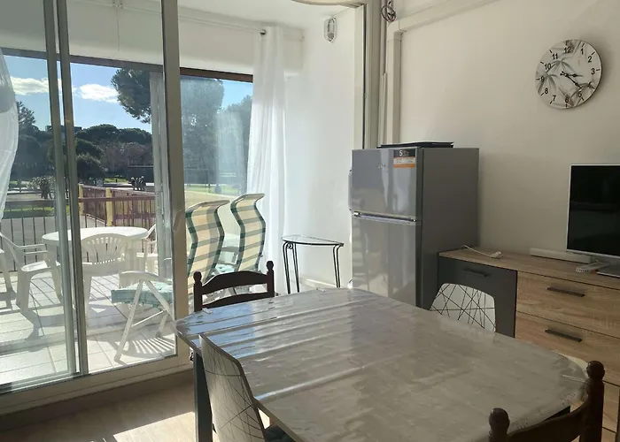 T1 Rénové Avec Terrasse, Climatisation Et Wifi à - Fr-1-553-282 * Balaruc-les-Bains